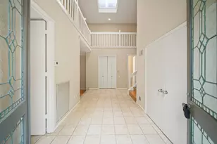 130 Sugar Berry Cir, Houston, TX 77024 - Photo 5