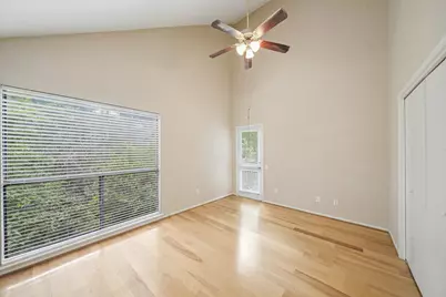 130 Sugarberry Circle, Houston, TX 77024 - Photo 11