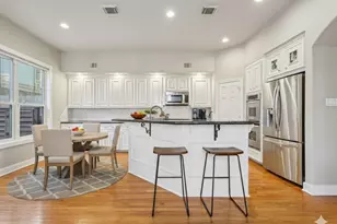 1951 W Clay St, Houston, TX 77019 - Photo 9