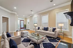 1951 W Clay St, Houston, TX 77019 - Photo 5