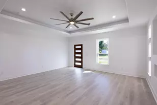 275 Hereford Dr, Onalaska, TX 77360 - Photo 9