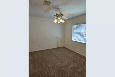 106 Palm Castle, League City, TX 77573 - Photo 9