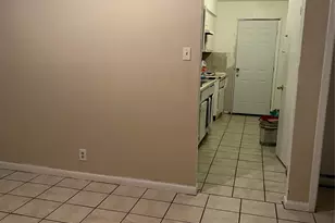 419 Fisher St, West Columbia, TX 77486 - Photo 5