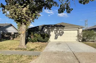 2915 Garden Ln, Sugar Land, TX 77479 - Photo 1