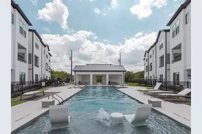 2802 Grand Fountains Drive #F, Houston, TX 77054 - Photo 3