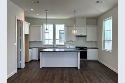 2802 Grand Fountains Drive #F, Houston, TX 77054 - Photo 17