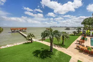 102 S R St, La Porte, TX 77571 - Photo 7