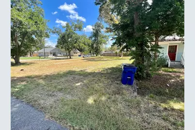 502 Chestnut Street, Brazoria, TX 77422 - Photo 5