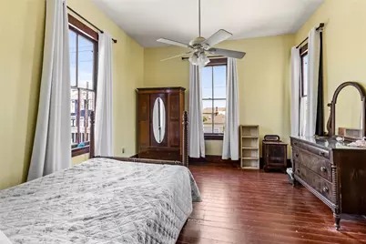 2002 Ave K, Galveston, TX 77550 - Photo 17