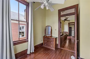 2002 Avenue K, Galveston, TX 77550 - Photo 27