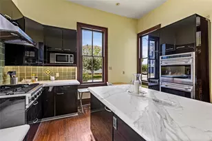 2002 Avenue K, Galveston, TX 77550 - Photo 13