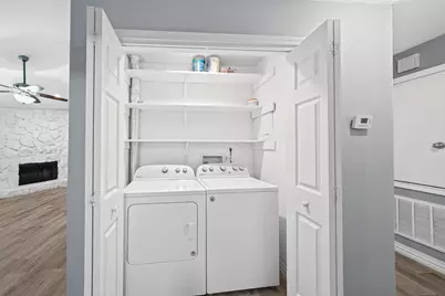 8 Hideaway Drive, Friendswood, TX 77546 - Photo 11