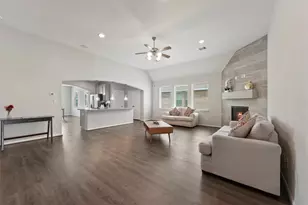 15103 Dry Ridge Ct, Humble, TX 77346 - Photo 3