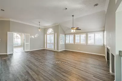 5507 Village Springs Drive, Kingwood, TX 77339 - Photo 7