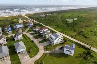 14432 Spyglass Cir, Galveston, TX 77554 - Photo 49