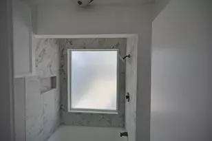 10410 Cook Rd, Houston, TX 77099 - Photo 13