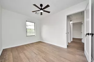 6522 Belarbor St, Houston, TX 77087 - Photo 23