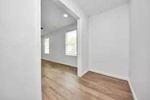 6522 Belarbor St, Houston, TX 77087 - Photo 15