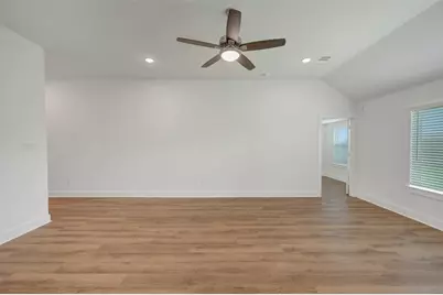13922 Baikal Manor Drive, Santa Fe, TX 77510 - Photo 3