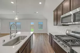 13922 Baikal Mnr Dr, Santa Fe, TX 77510 - Photo 17