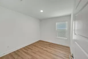 13922 Baikal Mnr Dr, Santa Fe, TX 77510 - Photo 35