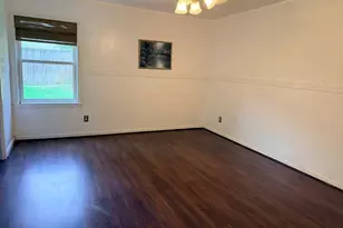 5026 Indigo St, Houston, TX 77096 - Photo 9