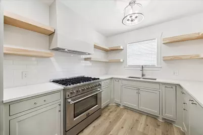 1419 Laird Street, Houston, TX 77008 - Photo 9