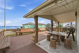 13001 John Reynolds Rd, Galveston, TX 77554 - Photo 21