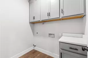 2398 Valley Dr, Brenham, TX 77833 - Photo 11