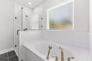 2398 Valley Dr, Brenham, TX 77833 - Photo 17