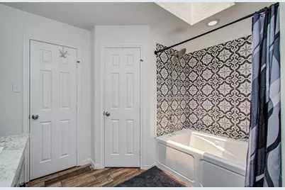 10881 Fm 1409, Dayton, TX 77535 - Photo 17