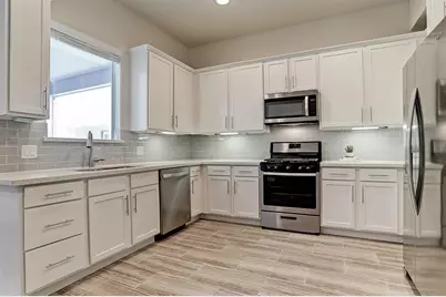 8808 Hollister Pine Court, Houston, TX 77080 - Photo 9