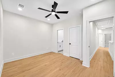7828 Beckley Street #Front, Houston, TX 77088 - Photo 9