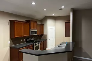 23706 Red Glade Ct, Sweeny, TX 77373 - Photo 5