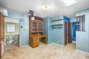1101 Clark St, Yoakum, TX 77995 - Photo 33