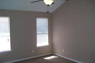 5810 Twisted Pine Ct, Houston, TX 77039 - Photo 9