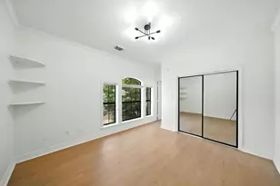 12625 Memorial Dr, Houston, TX 77024 - Photo 17