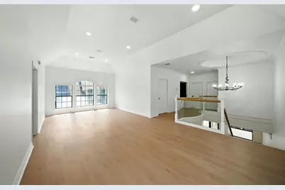 12625 Memorial Drive #180, Houston, TX 77024 - Photo 15