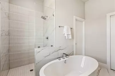 1702 Bringhurst Street #A, Houston, TX 77020 - Photo 23