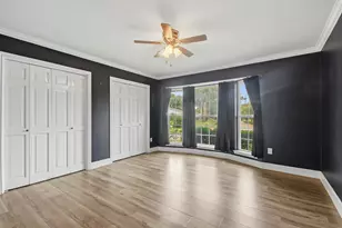7806 Edgemoor Dr, Houston, TX 77036 - Photo 9