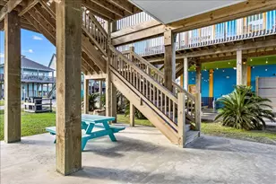 940 Driftwood Dr, Crystal Beach, TX 77650 - Photo 37