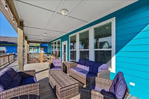940 Driftwood Dr, Crystal Beach, TX 77650 - Photo 17