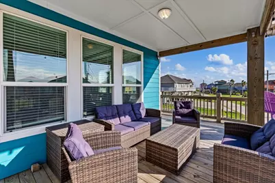 940 Driftwood Drive, Crystal Beach, TX 77650 - Photo 13