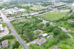 301 Bayou Dr, Channelview, TX 77530 - Photo 27