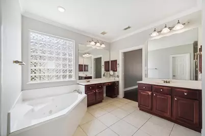 1611 Hill Spring Drive, Sugar Land, TX 77479 - Photo 15