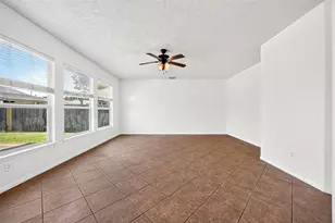 19246 Hopeview Ct, Katy, TX 77449 - Photo 11