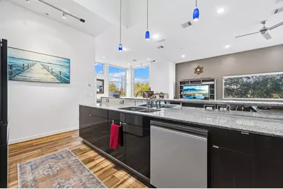 102 Quitman Street #201, Houston, TX 77009 - Photo 15