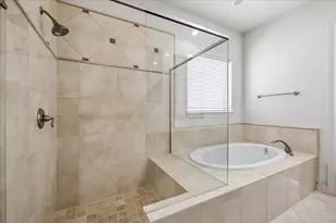 2024 Fannin Station S, Houston, TX 77045 - Photo 17