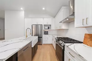 317 Kelley St, Houston, TX 77009 - Photo 9