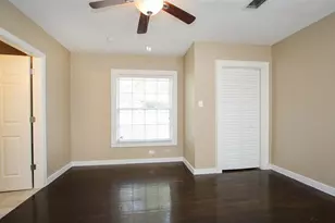 811 10th Ave N, Texas City, TX 77590 - Photo 23